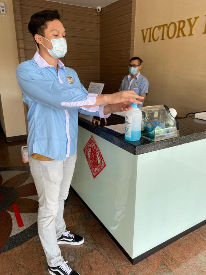胜利酒店 新山 外观 照片