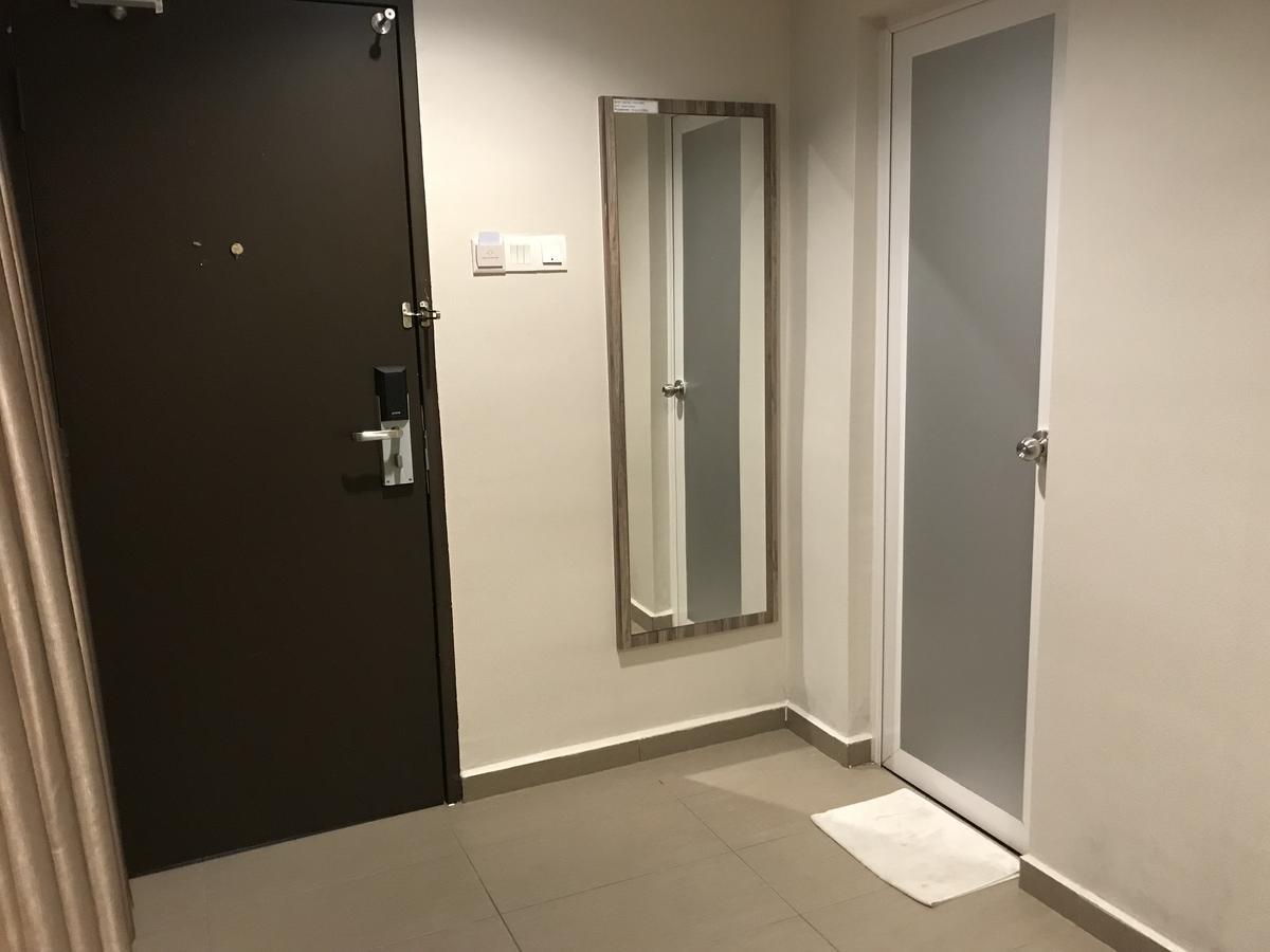 胜利酒店 新山 外观 照片
